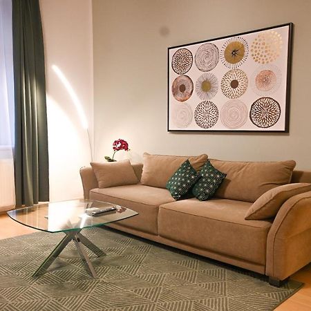 Elegant Suite Altes Akh Вена Экстерьер фото
